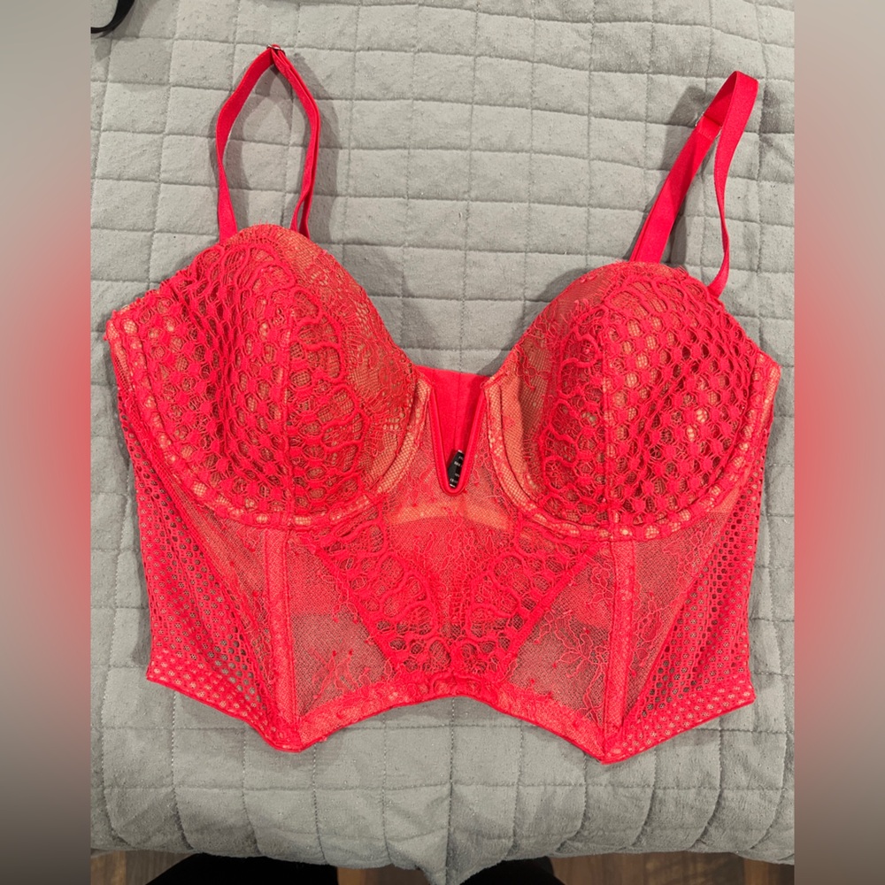 Victoria’s Secret  bralette with underwire 34D